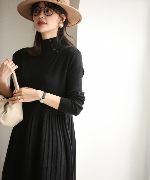 SAISON DE PAPILLON(セゾンドパピヨン)の「ハイネックウエスト切り替えプリーツニットワンピース(ワンピース・レディース・ブラック/グレー/ブルー/アイボリー/ブラウン/ブルー系その他/ネイビー/ベージュ・M/L)」の20枚目の写真