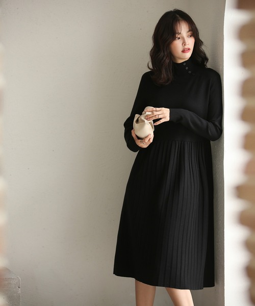 SAISON DE PAPILLON(セゾンドパピヨン)の「ハイネックウエスト切り替えプリーツニットワンピース(ワンピース・レディース・ブラック/グレー/ブルー/アイボリー/ブラウン/ブルー系その他/ネイビー/ベージュ・M/L)」の22枚目の写真