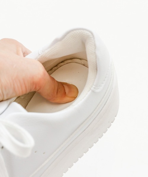 VIVIAN(ヴィヴィアン)の「厚底レースアップスニーカー(スニーカー・レディース・ホワイト×グレー/ホワイト/ベージュ/ブラック・S/LL/M/L/XL)」の10枚目の写真
