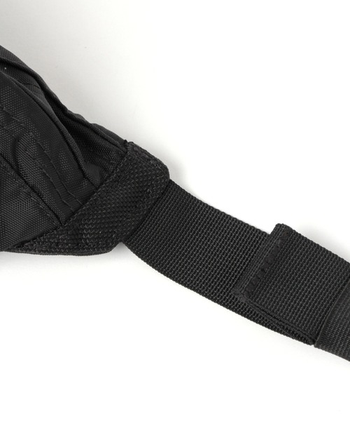 THE NORTH FACE(ザノースフェイス)の「【THE NORTH FACE(ザノースフェイス)】GRANULE(ボディバッグ/ウエストポーチ・レディース・ブラック/ホワイト・FREE)」の15枚目の写真