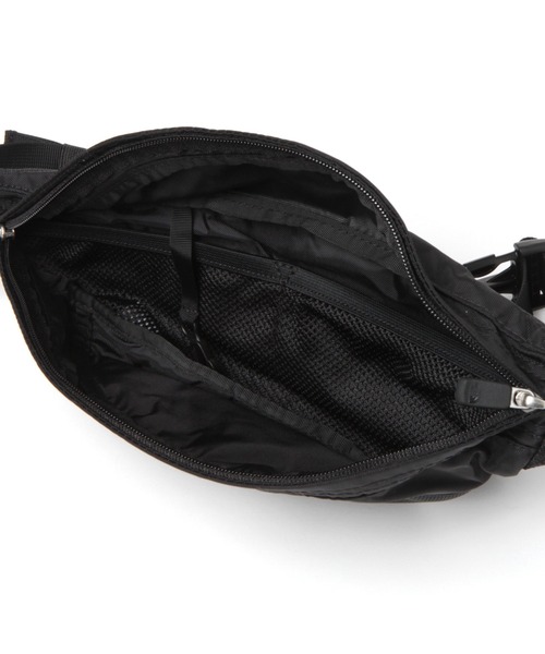THE NORTH FACE(ザノースフェイス)の「【THE NORTH FACE(ザノースフェイス)】GRANULE(ボディバッグ/ウエストポーチ・レディース・ブラック/ホワイト・FREE)」の12枚目の写真