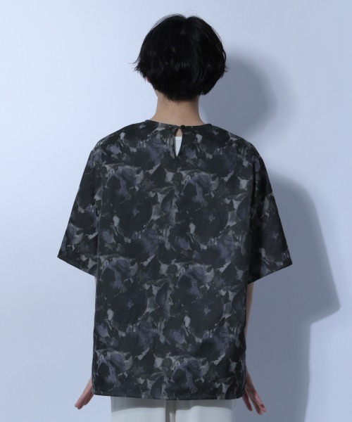 HARE（ハレ）の「HAZYパターンプルオーバー(HARE)（シャツ/ブラウス・メンズ・ブラック系その他/パープル系その他・SMALL/MEDIUM）」の8枚目の写真