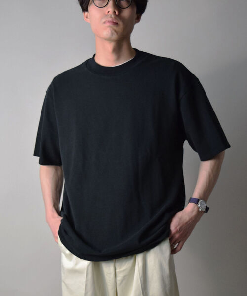 GLOSTER（グロスター）の「【unlume/アンルーム】OLIVIER TEE ショートスリーブTシャツ（Tシャツ/カットソー・メンズ・ベージュ/ブラック・L/M）」の16枚目の写真