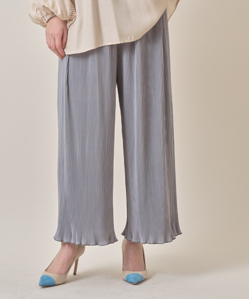 &. NOSTALGIA（アンドドットノスタルジア）の「プリーツカットパンツ（その他パンツ・レディース・アイボリー/グレイッシュブルー・FREE）」の2枚目の写真