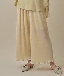 プリーツカットパンツ