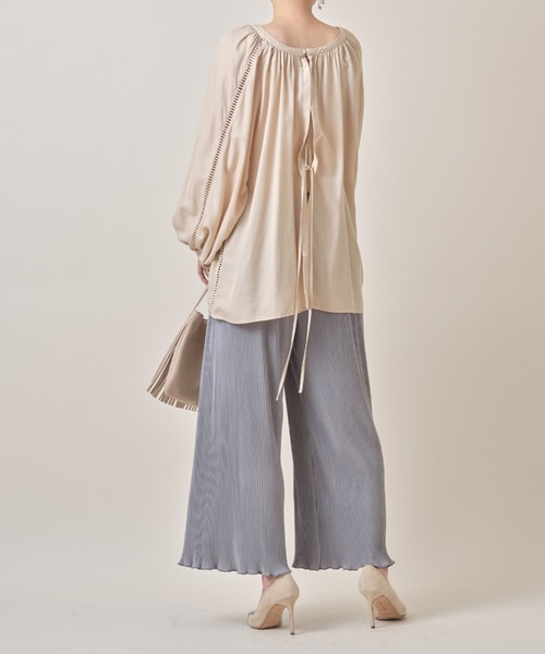 &. NOSTALGIA（アンドドットノスタルジア）の「プリーツカットパンツ（その他パンツ・レディース・アイボリー/グレイッシュブルー・FREE）」の17枚目の写真