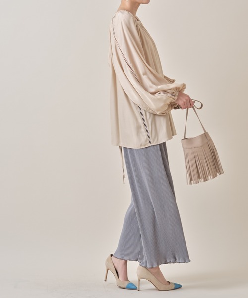 &. NOSTALGIA（アンドドットノスタルジア）の「プリーツカットパンツ（その他パンツ・レディース・アイボリー/グレイッシュブルー・FREE）」の18枚目の写真