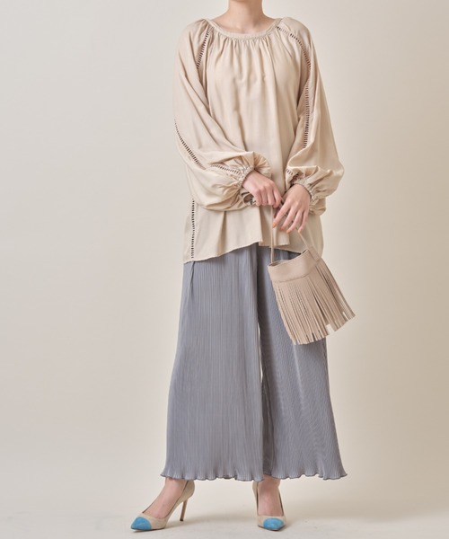 &. NOSTALGIA（アンドドットノスタルジア）の「プリーツカットパンツ（その他パンツ・レディース・アイボリー/グレイッシュブルー・FREE）」の16枚目の写真