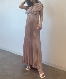 ツイストポイントプリーツワンピース
