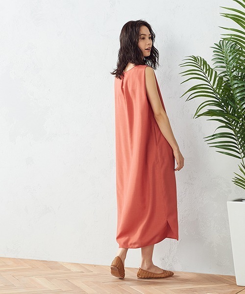 COMME CA ISM（コムサイズム）の「ノースリーブワンピース（ワンピース・レディース・ブラック/ブラウン/オレンジ・MEDIUM/LARGE）」の5枚目の写真