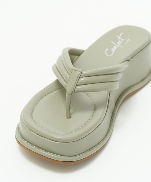 AS KNOW AS PINKY（アズノゥアズピンキー）の「HANAO厚底サンダル（サンダル・レディース・ベージュ/グリーン・M/L）」の7枚目の写真