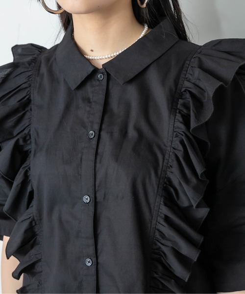 RASVOA(ラスボア)の「ビッグフリルシャツワンピース(シャツワンピース・レディース・オフホワイト/ブラック・FREE)」の20枚目の写真