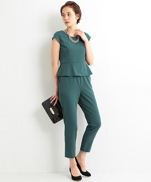 BEAMS LIGHTS Women's(ビームスライツ ウィメンズ)の「BEAMS LIGHTS / ペプラムキャップスリーブ パンツ セット オールインワン(つなぎ/オールインワン・レディース・ブラック/チャコールグレー/ベージュ/グリーン/ネイビー・36/38/40)」の4枚目の写真