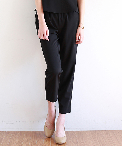 BEAMS LIGHTS Women's(ビームスライツ ウィメンズ)の「BEAMS LIGHTS / ペプラムキャップスリーブ パンツ セット オールインワン(つなぎ/オールインワン・レディース・ブラック/チャコールグレー/ベージュ/グリーン/ネイビー・36/38/40)」の11枚目の写真