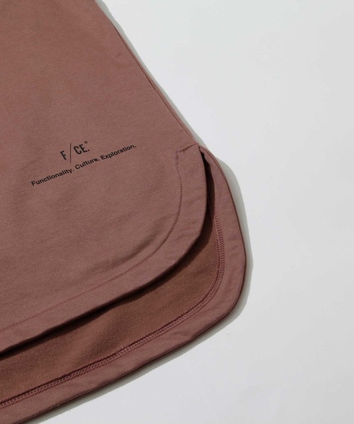 F/CE. （エフシーイー）の「F/CE. HENLEY NECK LONG T / エフシーイー ヘンリーネック ロングT（Tシャツ/カットソー・レディース・アイボリー/ブラウン/チャコールグレー・SMALL/LARGE/MEDIUM）」の11枚目の写真