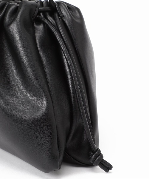 SLOBE IENA（スローブイエナ）の「【ESLOW/エスロー】ドローストリングショルダーバッグ◆（ショルダーバッグ・レディース・キャメル・FREE）」の8枚目の写真