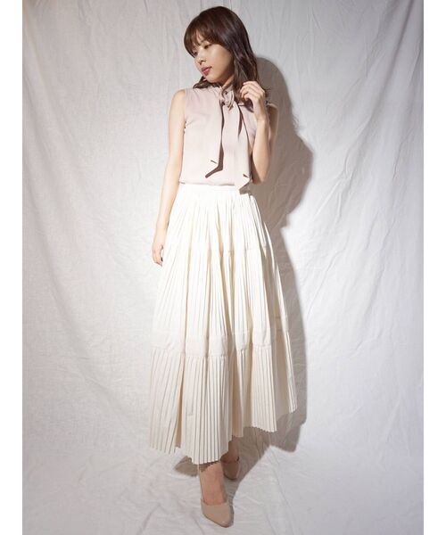 MERCURYDUO（マーキュリーデュオ）の「総針ボウタイ付ノースリーブニット（ニット/セーター・レディース・オフホワイト/ベビーピンク/ラベンダー・FREE）」の10枚目の写真