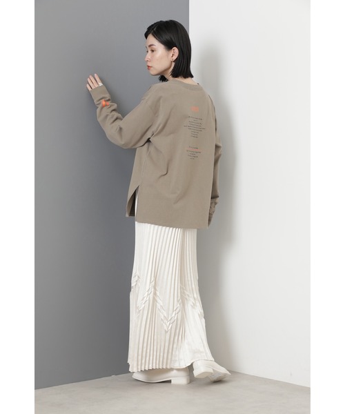 mici（ミチ）の「(mici)プリントロンT（Tシャツ/カットソー・レディース・ホワイト系その他/ベージュ・ONE SIZE）」の5枚目の写真