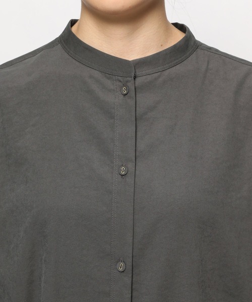 LEPSIM（レプシィム）の「ピーチツイルギャザーチュニック　957802（チュニック・レディース・グレイッシュベージュ/チャコールグレー/グリーン・FREE）」の9枚目の写真