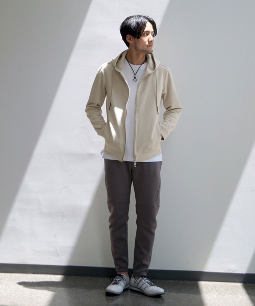 NICOLE CLUB FOR MEN（ニコルクラブフォーメン）の「スウェードジップアップパーカ（パーカー・メンズ・ブラック/シルバーグレー/グレー系/ライトベージュ・LARGE/X-LARGE/MEDIUM）」の16枚目の写真