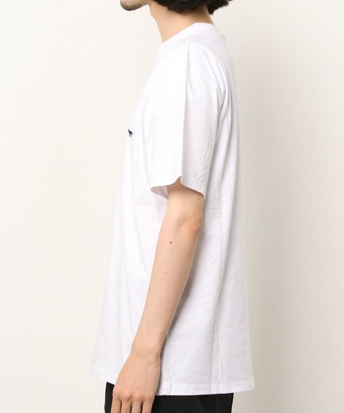 Maison Kitsune(メゾンキツネ)の「NAVY FOX PATCH CLASSIC POCKET TEE-SHIRT(Tシャツ/カットソー・メンズ・ホワイト/ブラック/ネイビー/グレー・M/XS/S/L/XL)」の8枚目の写真