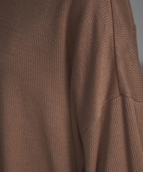 NOMINE(ノミネ)の「【展開店舗限定】ハニカムワッフルプルオーバー(Tシャツ/カットソー・レディース・ライトグレー/ブラック/アイボリー/モカ・フリー)」の10枚目の写真