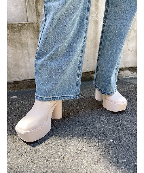 ENVYM（アンビー）の「Ｈ／ＷタックデニムＰＴ（デニムパンツ・レディース・サックスブルー・S/M）」の6枚目の写真