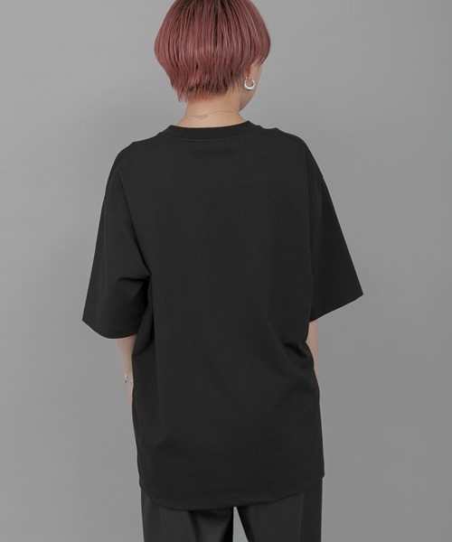 SENSE OF PLACE by URBAN RESEARCH（センスオブプレイスバイアーバンリサーチ）の「『別注』Ryo Kaneyasu×SENSE OF PLACE　T-SHIRTS A（Tシャツ/カットソー・メンズ・ブラック/ホワイト/ライトベージュ・MEDIUM/X-LARGE/LARGE）」の13枚目の写真