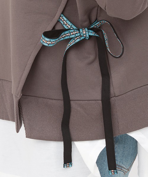 チチカカ（チチカカ）の「吸汗速乾裏毛コンビプルオーバー（スウェット・レディース・チャコールグレー/パープル/カーキ・FREE）」の18枚目の写真