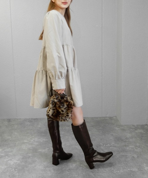 minia（ミニア）の「ヒールロングブーツ　◆（ブーツ・レディース・ブラック/ブラウン/グレイッシュベージュ・LL/S/M/L）」の21枚目の写真