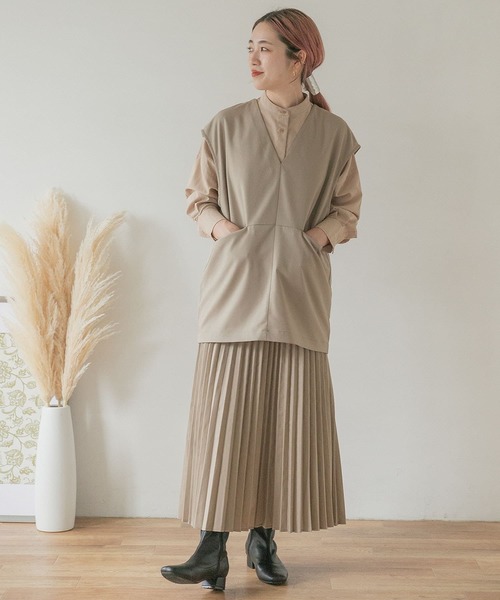 ITEMS URBANRESEARCH(アイテムズ アーバンリサーチ)の「Vネックベスト(ベスト・レディース・ブラウン/グレー系その他・FREE)」の7枚目の写真