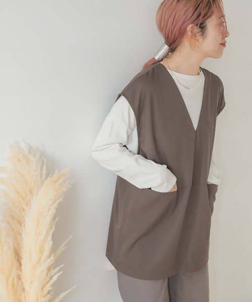 ITEMS URBANRESEARCH(アイテムズ アーバンリサーチ)の「Vネックベスト(ベスト・レディース・ブラウン/グレー系その他・FREE)」の9枚目の写真
