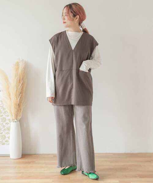 ITEMS URBANRESEARCH(アイテムズ アーバンリサーチ)の「Vネックベスト(ベスト・レディース・ブラウン/グレー系その他・FREE)」の13枚目の写真