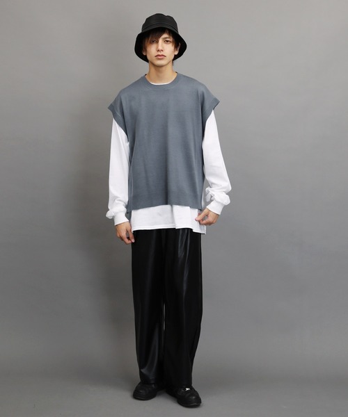 Air Tokyo（エアートウキョー）の「オーバーサイズ クルーネック サイドスリット ニットベスト（ベスト・メンズ・ブラック/ベージュ/グレー・FREE）」の14枚目の写真