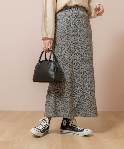 flower（フラワー）の「タイニーブルームスカート（スカート・レディース・ブラック/ベージュ・FREE）」の2枚目の写真