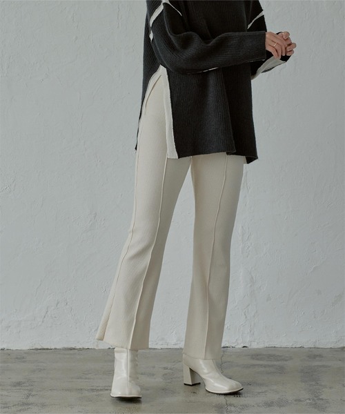 miette(ミエット)の「配色ラインサイドスリットニット(ニット/セーター・レディース・グリーン/グレー/ブラック/ブルー・FREE)」の13枚目の写真