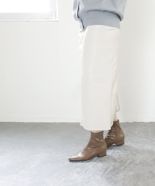 grandfleur（グランドフルール）の「【S～3L】ポインテッドトゥローヒールストレッチ ショートブーツ（ブーツ・レディース・ブラック/ダークブラウン/アイボリー/ベージュ系その他・LL/3L/S/M/L）」の19枚目の写真