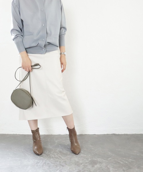 grandfleur（グランドフルール）の「【S～3L】ポインテッドトゥローヒールストレッチ ショートブーツ（ブーツ・レディース・ブラック/ダークブラウン/アイボリー/ベージュ系その他・LL/3L/S/M/L）」の12枚目の写真