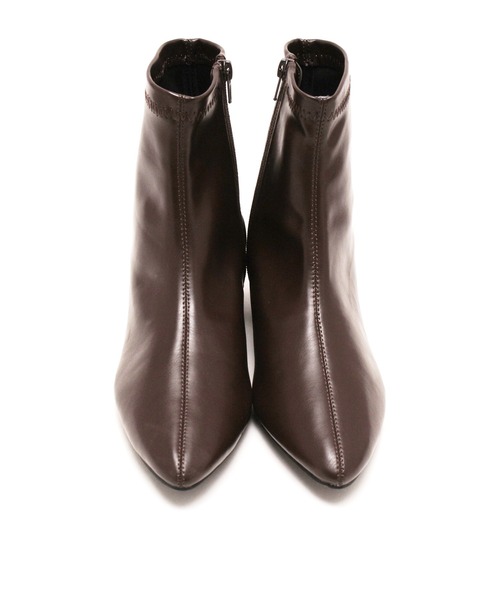 grandfleur（グランドフルール）の「【S～3L】ポインテッドトゥローヒールストレッチ ショートブーツ（ブーツ・レディース・ブラック/ダークブラウン/アイボリー/ベージュ系その他・LL/3L/S/M/L）」の6枚目の写真