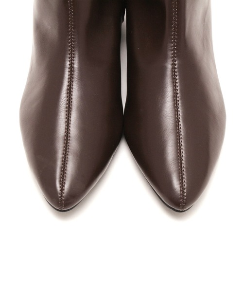 grandfleur（グランドフルール）の「【S～3L】ポインテッドトゥローヒールストレッチ ショートブーツ（ブーツ・レディース・ブラック/ダークブラウン/アイボリー/ベージュ系その他・LL/3L/S/M/L）」の14枚目の写真