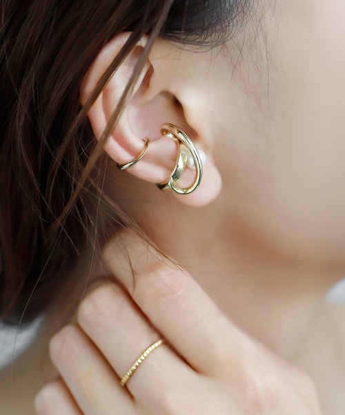 ANEMONE（アネモネ）の「パール×ニュアンスメタルイヤーカフ[D]（イヤーカフ・レディース・ゴールド・FREE）」の4枚目の写真