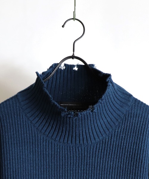 Confirm(コンファーム)の「Confirm / コンファーム ダメージルーズタートルニット(ニット/セーター・メンズ・ブラック/ブルー/レッド・M/L)」の13枚目の写真