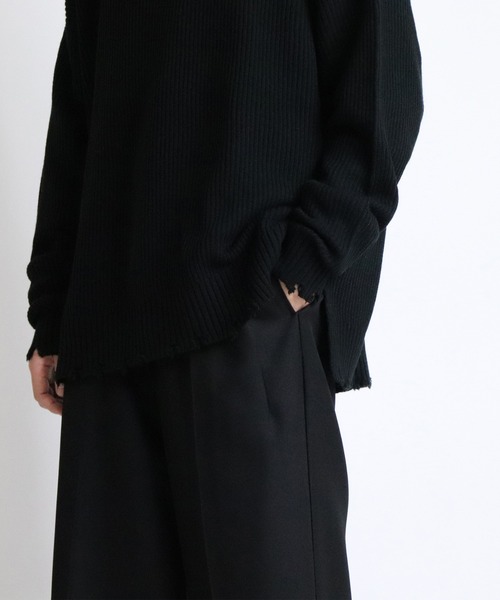 Confirm(コンファーム)の「Confirm / コンファーム ダメージルーズタートルニット(ニット/セーター・メンズ・ブラック/ブルー/レッド・M/L)」の6枚目の写真