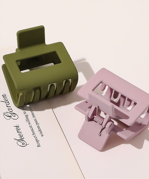 BAYBLO(ベイブロ)の「(SB)ミディアムスクエア ヘアクリップ(バレッタ/ヘアクリップ・レディース・ブラック/ネイビー/ブラウン/オフホワイト/モスグリーン/クリアブラック/クリアブラウン/クリアグリーン/ライトパープル/ベビーピンク/ライトピンク/ウィート・FREE)」の17枚目の写真