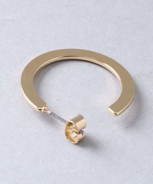 Manon's Selection(マノンズセレクション)の「シンプルフープピアス(ピアス(両耳用)・レディース・ゴールド/シルバー・ONE SIZE)」の3枚目の写真