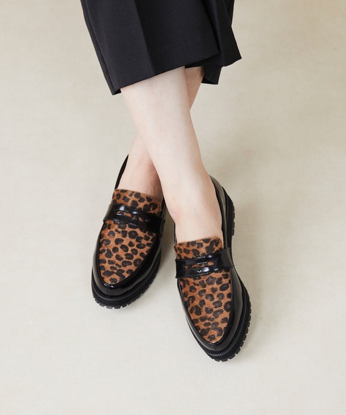 menue（メヌエ）の「軽量厚底ソールローファー（ローファー・レディース・ブラック/ダークブラウン/アイボリー/ブラック系その他/ベージュ系その他・LL/3L/S/M/L/XS）」の3枚目の写真