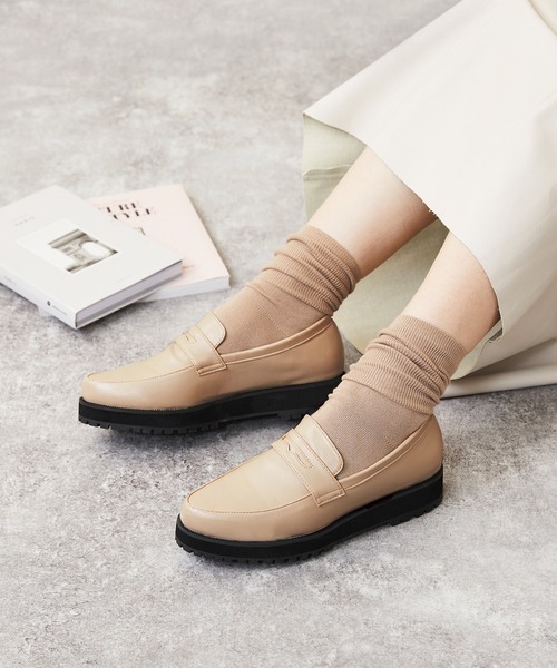 menue（メヌエ）の「軽量厚底ソールローファー（ローファー・レディース・ブラック/ダークブラウン/アイボリー/ブラック系その他/ベージュ系その他・LL/3L/S/M/L/XS）」の18枚目の写真