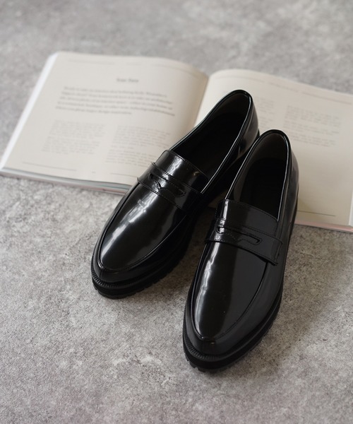 menue（メヌエ）の「軽量厚底ソールローファー（ローファー・レディース・ブラック/ダークブラウン/アイボリー/ブラック系その他/ベージュ系その他・LL/3L/S/M/L/XS）」の11枚目の写真