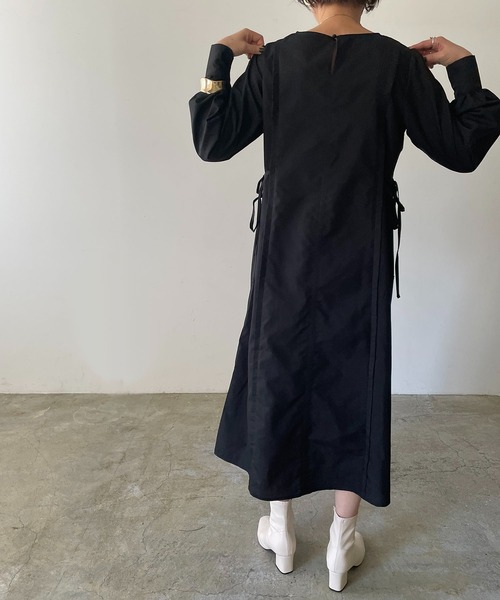 210nouve（トゥージュヌーブ）の「ボリュームスリーブサイドリボンワンピース（シャツワンピース・レディース・ブラック/ブラウン/オレンジ/グレイッシュベージュ・FREE）」の5枚目の写真