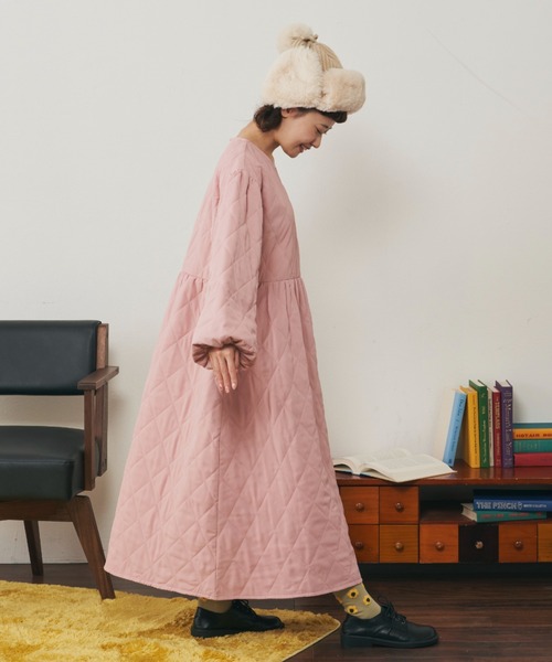 MERLOT（メルロー）の「ダイヤキルト中綿ワンピース（ワンピース・レディース・ブラック/カーキ/ピンク・FREE）」の13枚目の写真